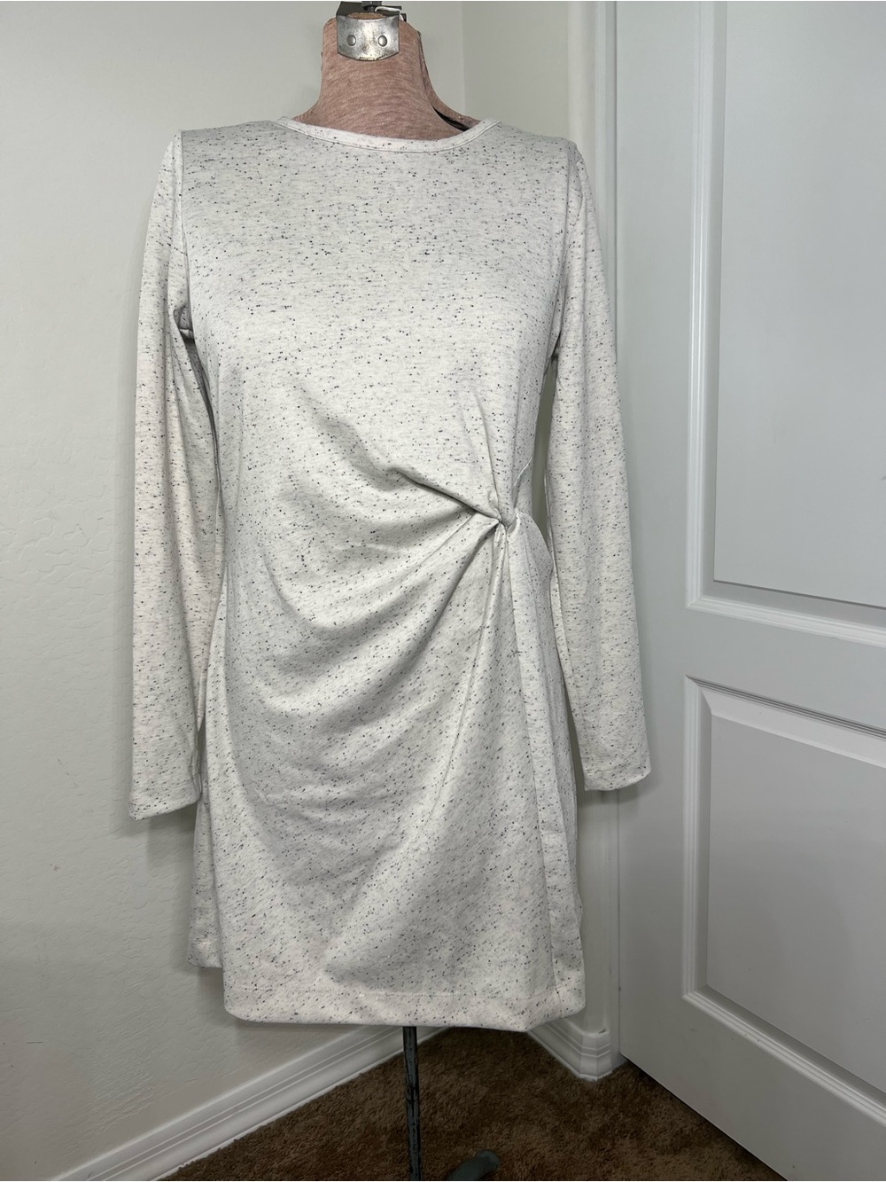 LOFT Cream Speckled Knot-Detail Long Sleeve Dress